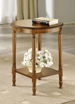 Beistelltisch Mit Gedrechselten Beinen