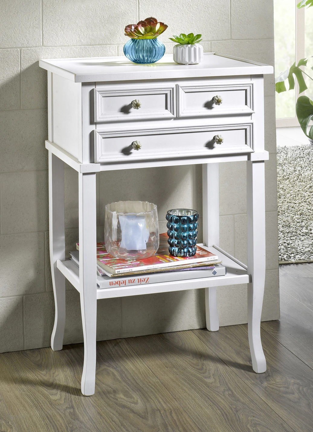 Beistelltisch Mit Schubladen Und Metallgriffen 3 Beistelltisch Mit Schubladen Und Metallgriffen