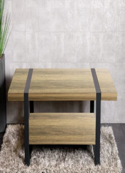 Beistelltisch Mit Schwarz Lackierten Stahlrohrrahmen -Qualitätshausladen beistelltisch mit schwarz lackierten stahlrohrrahmen farbe eiche dunkel schwarz