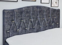 Boxspringbett Mit Topper Und 2 Bettkästen -Qualitätshausladen boxspringbett mit topper und 2 bettkaesten farbe blau gold 1