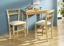 Esszimmermöbel In Verschiedenen Ausführungen