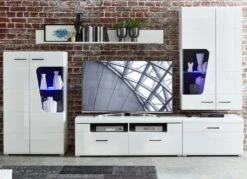 Hochwertige Wohnwand Mit Softclose Und LED-Beleuchtung