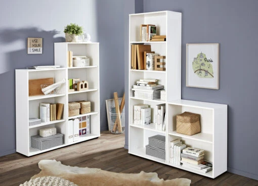 Klassische Regal-Serie Mit Kunststofffüßen