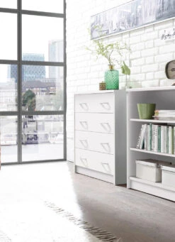 Kombifreundlichen Kommode Mit 4 Schubladen