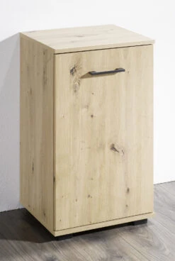 Kommode, 1-türig, In Hochwertiger, Stabiler Ausführung