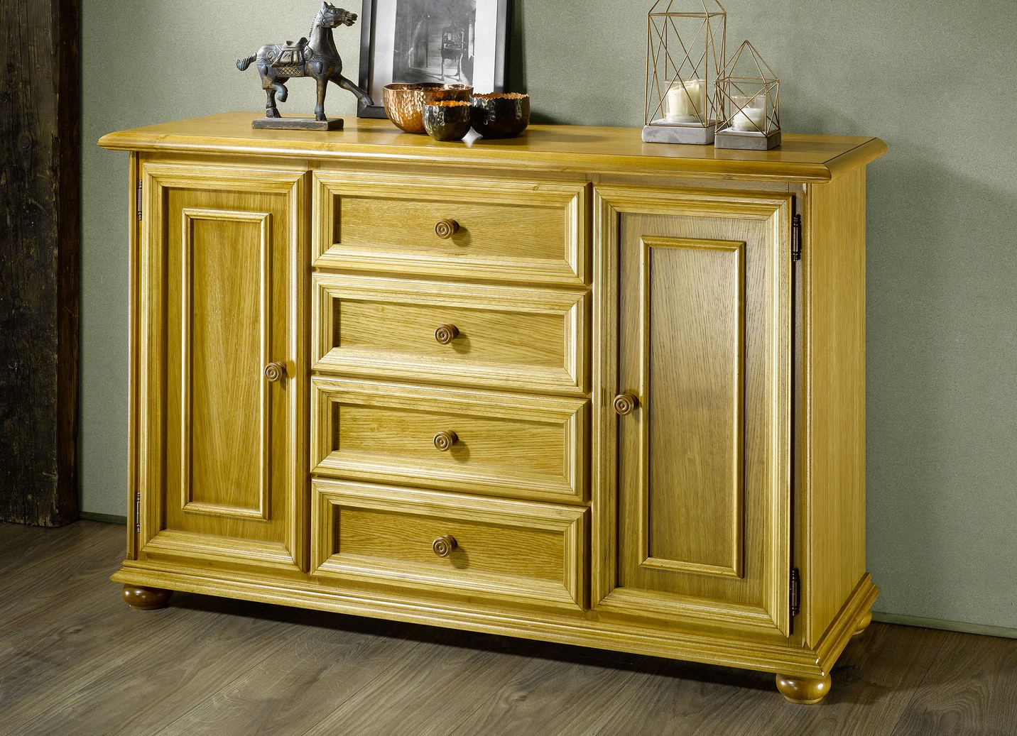 Kommodenserie Aus Teilmassivem Holz Mit Echtholzfurnier 4 Kommodenserie Aus Teilmassivem Holz Mit Echtholzfurnier – Bild 2