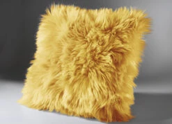 Kuschelige Brücken, Teppiche Und Dekokissen Im Naturgetreuen Kunstfell -Qualitätshausladen kuschelige bruecken teppiche und dekokissen im naturgetreuen kunstfell farbe senfgelb groesse 915