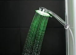 LED-Duschkopf Mit Duschzeit-Indikator -Qualitätshausladen led duschkopf mit duschzeit indikator farbe chrom 3