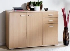 Moderne Kommodenserie Mit Silberfarbenen Kunststoffgriffen -Qualitätshausladen moderne kommodenserie mit silberfarbenen kunststoffgriffen farbe buche