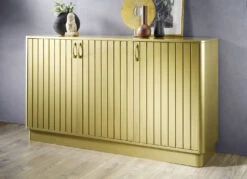 Teilmassive Kommodenserie Mit Individuell Gestalteten Profilierten Und Gerundeten Fronten -Qualitätshausladen teilmassive kommodenserie mit individuell gestalteten profilierten und gerundeten fronten farbe gold 1