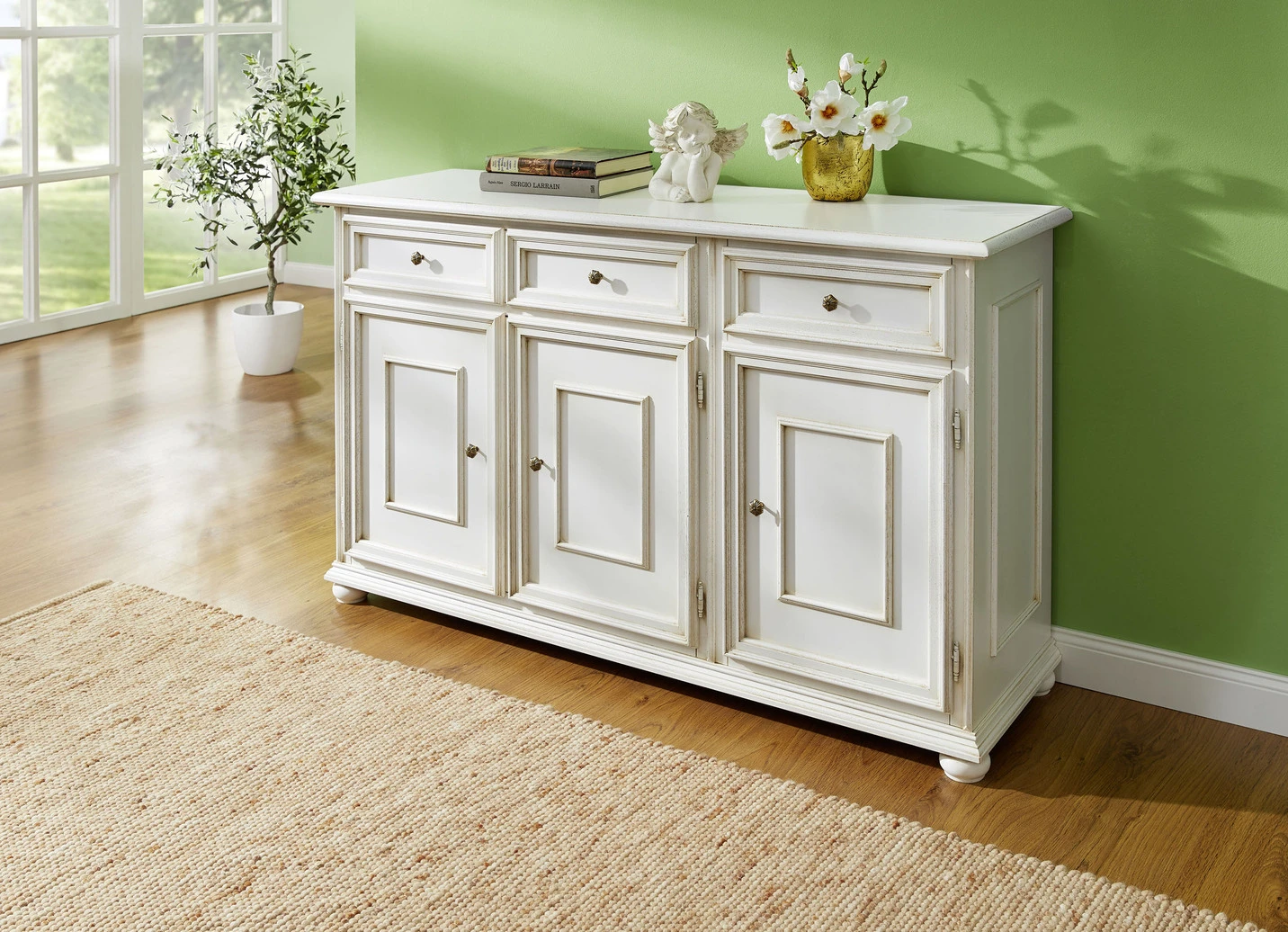 Teilmassive Möbelserie Mit Metallknöpfen 4 Teilmassive Möbelserie Mit Metallknöpfen – Bild 2