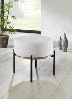 Tisch Mit Sitzkissen -Qualitätshausladen tisch mit sitzkissen farbe beige schwarz
