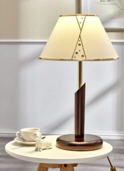 Tischleuchte Mit Stoffschirm -Qualitätshausladen tischleuchte mit stoffschirm farbe nussbaum