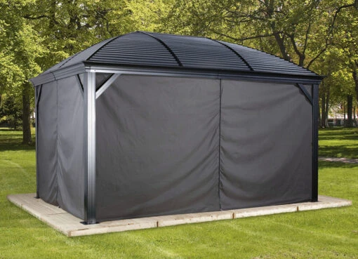Vorhänge Zu Kuppelpavillon Moreno