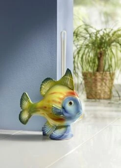 WC-Garnitur Aus Keramik Mit Bürste