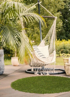 Witterungsbeständiger Rasenteppich